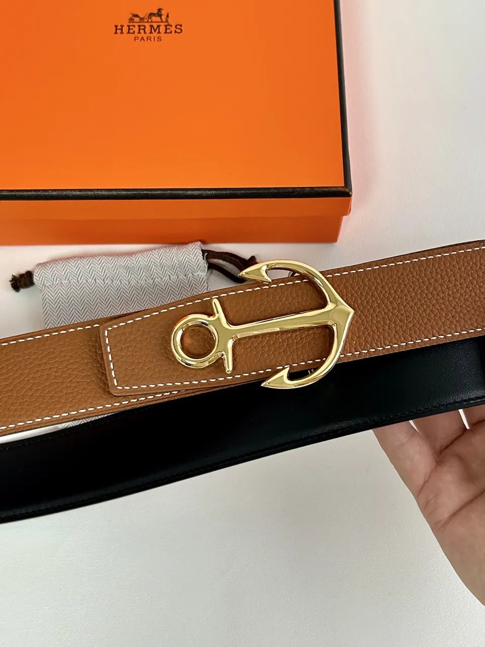 Hermes Tan Leather Anchor Buckle Belt - Hình 4
