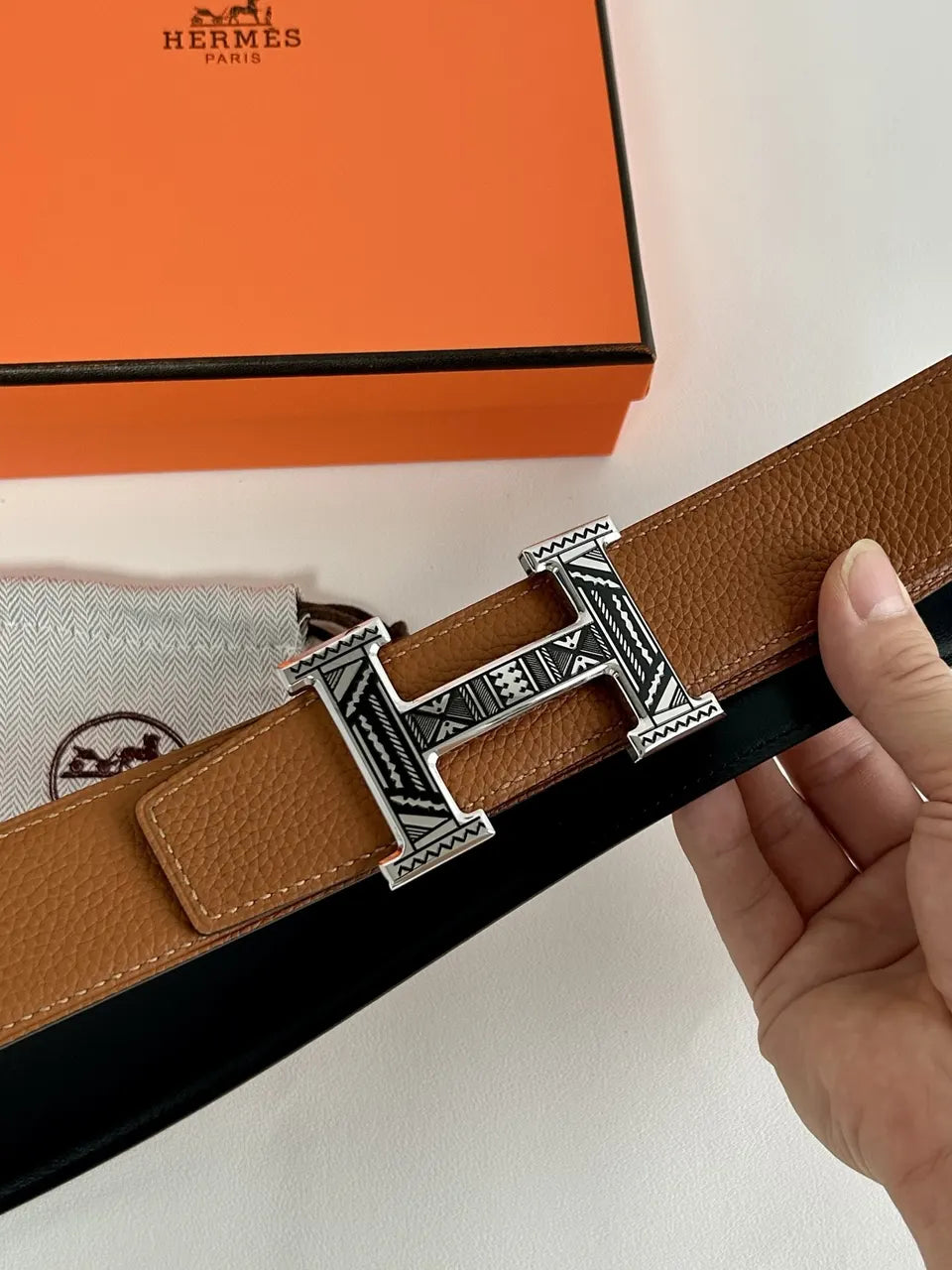 etched Hermes Tan Leather Belt - Hình 4