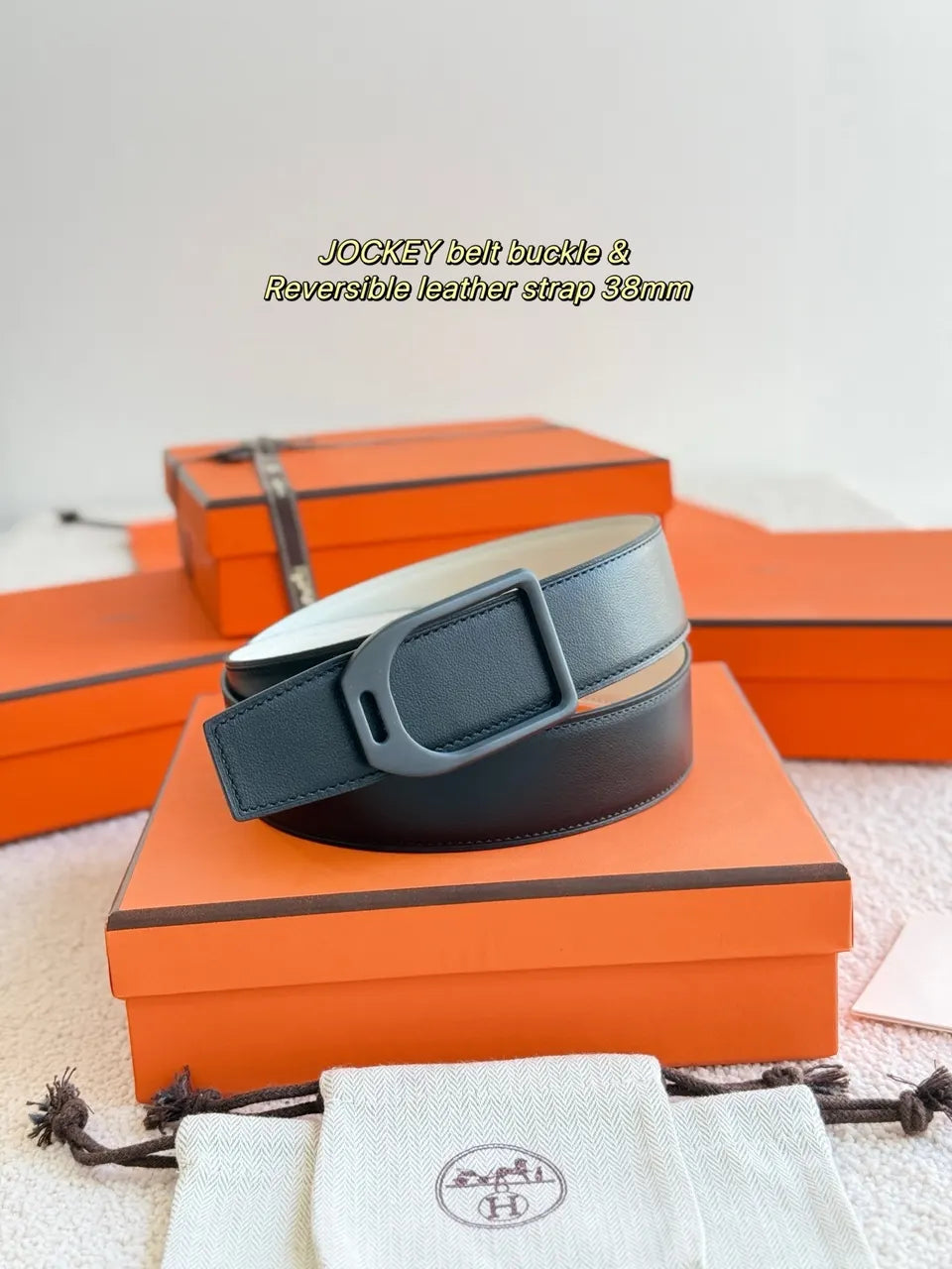Hermès Brown & White Reversible Leather Belt - Hình 4