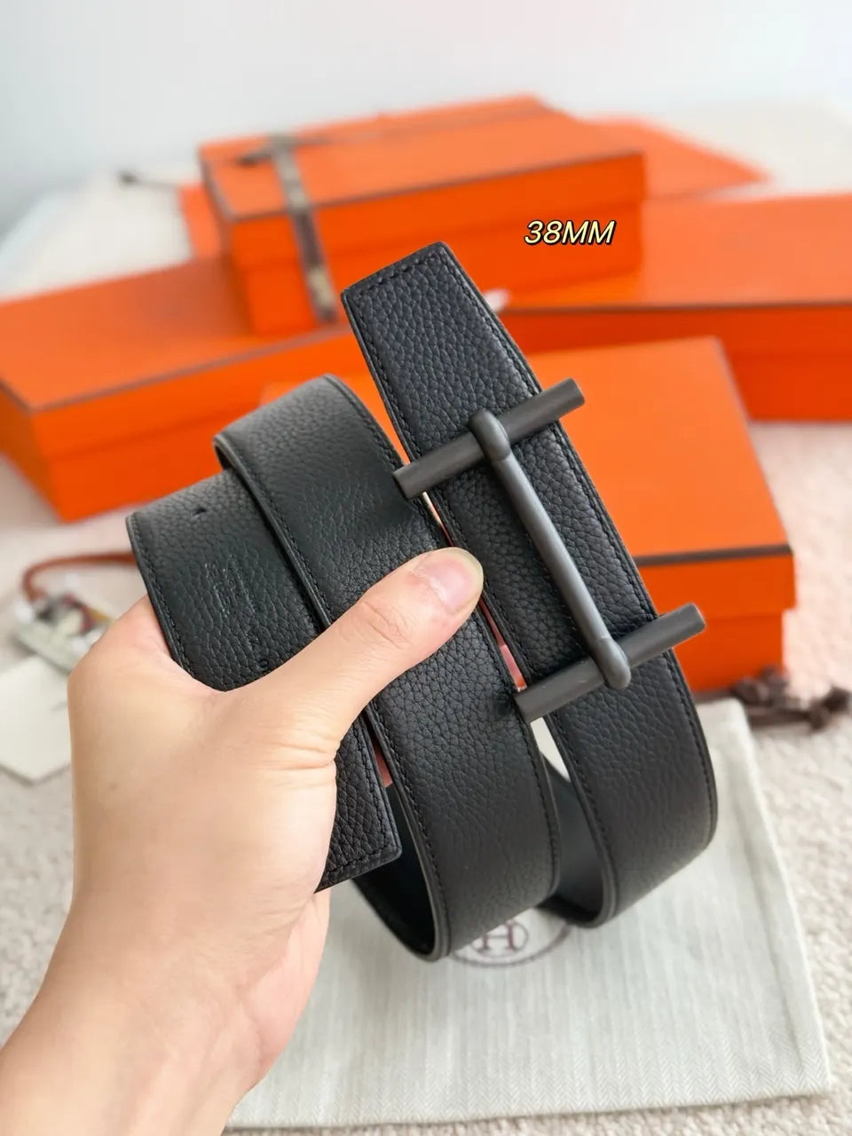 Hermes Matte Black Dancre Reversible Leather Belt 38mm - Hình 4