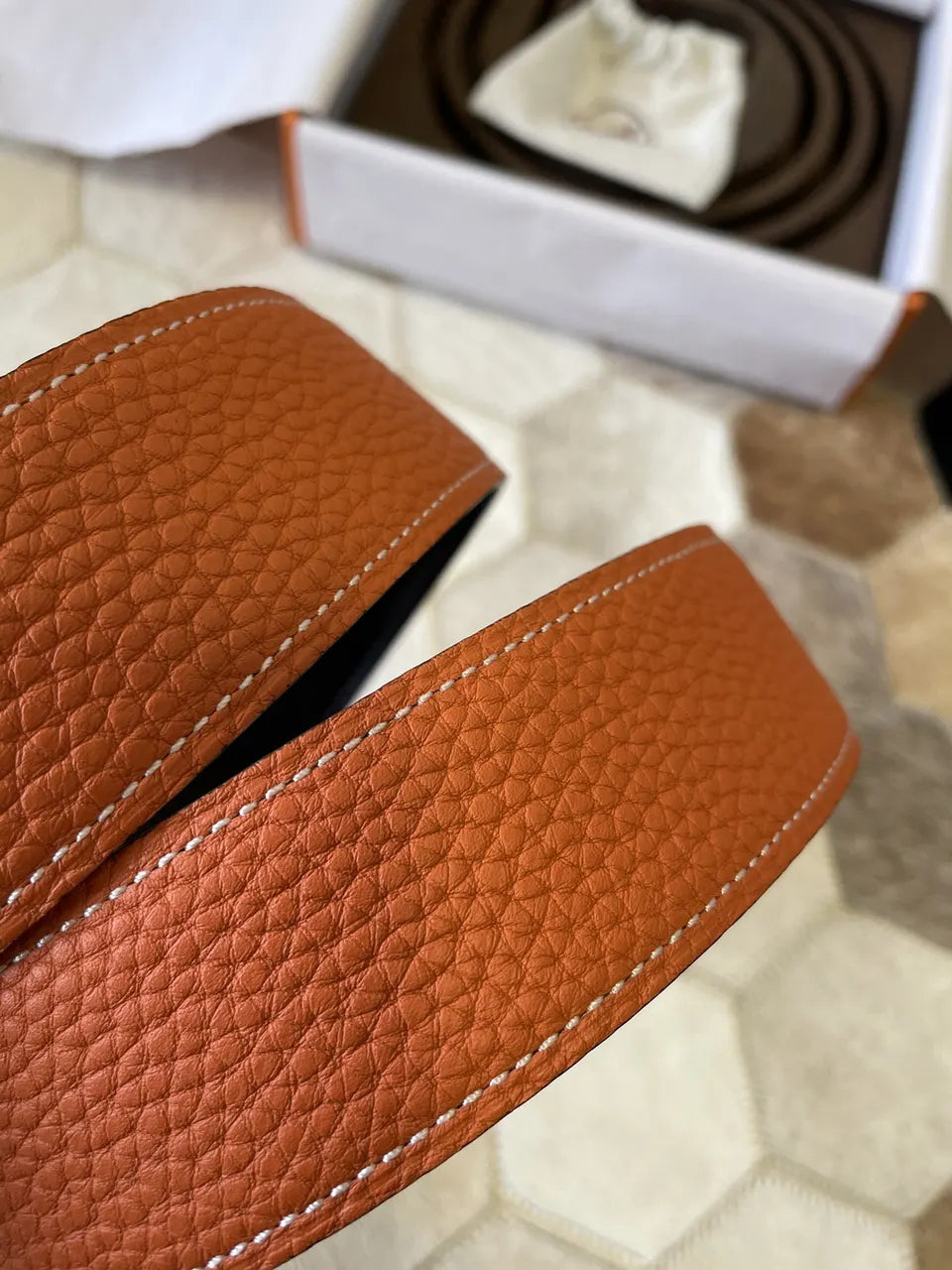 gold Hermes Tangerine Leather Belt - Hình 5