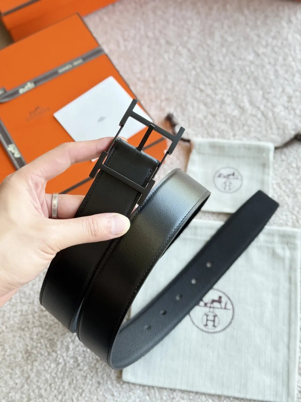 palladium Hermes Matte Black Leather Belt - Hình 8