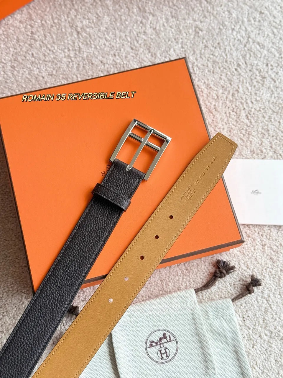 Hermes Reversible Pebbled Leather Belt - Hình 4