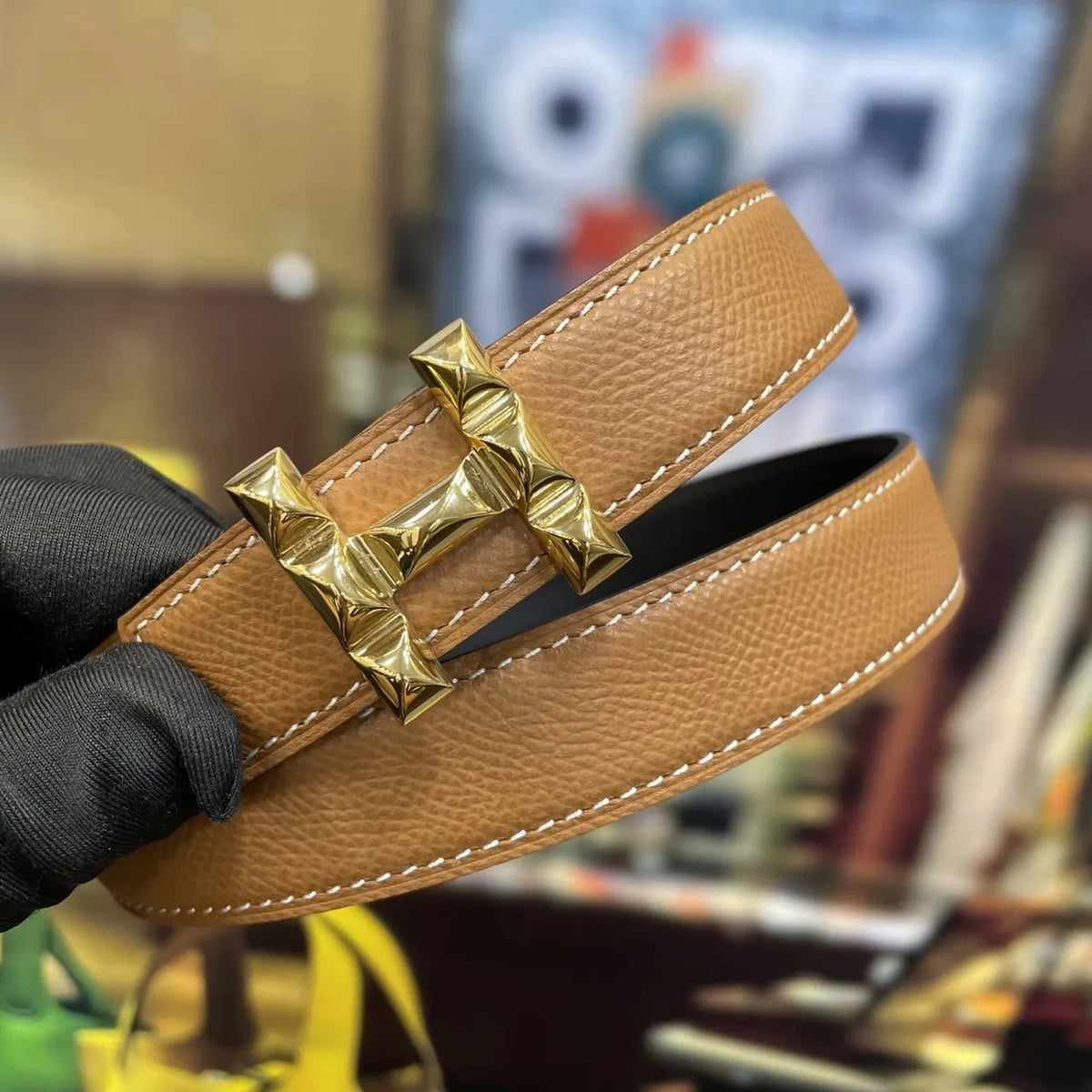 Hermes Gold Studded Buckle Belt - Hình 6