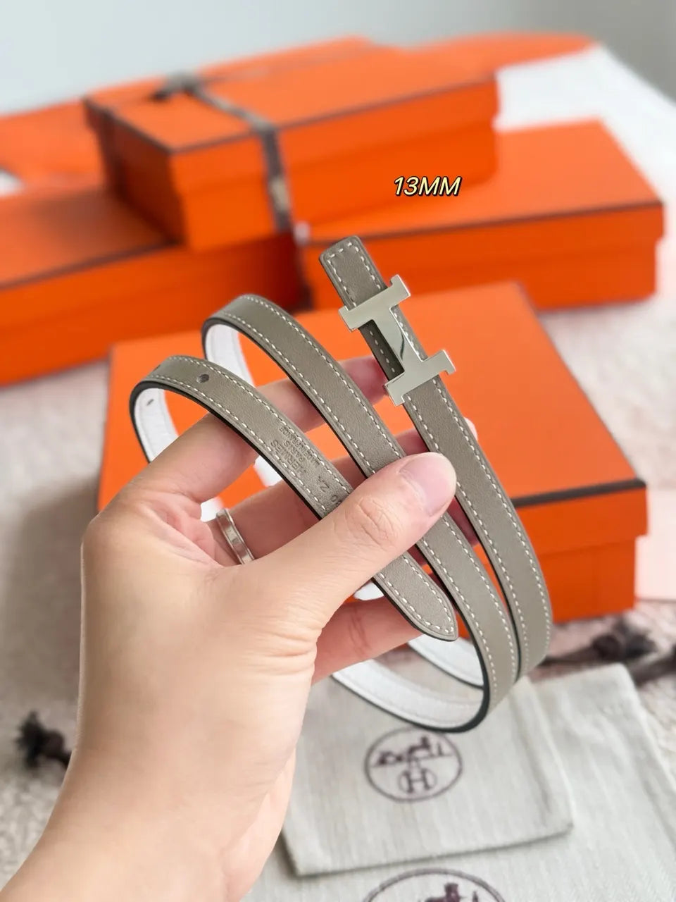 reversible Hermes Mini Constance Belt - Hình 3