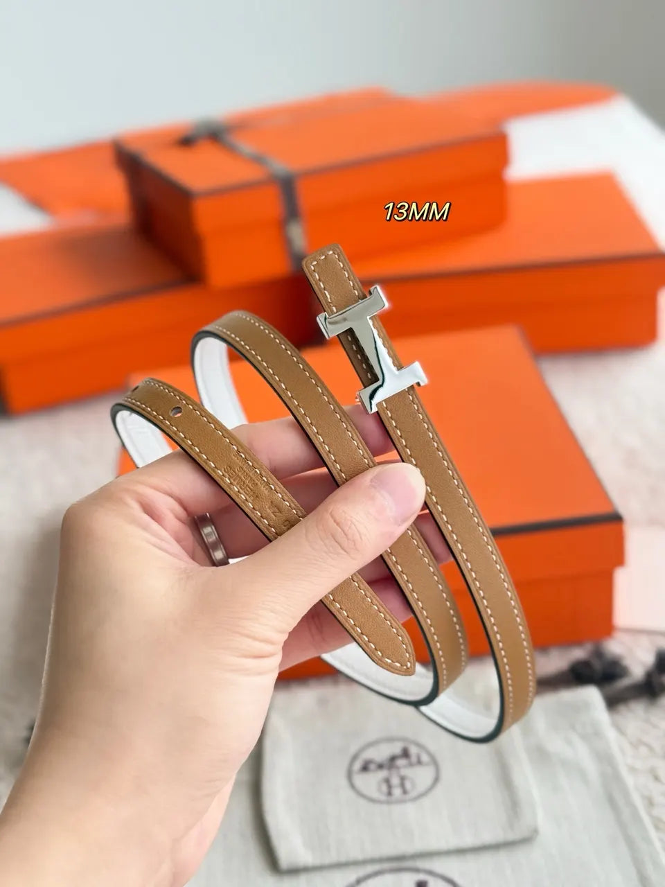 Hermes Tan White Reversible Belt - Hình 3