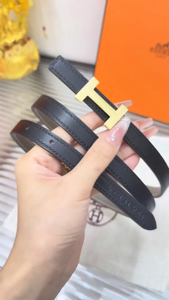 Hermes Black Skinny Belt