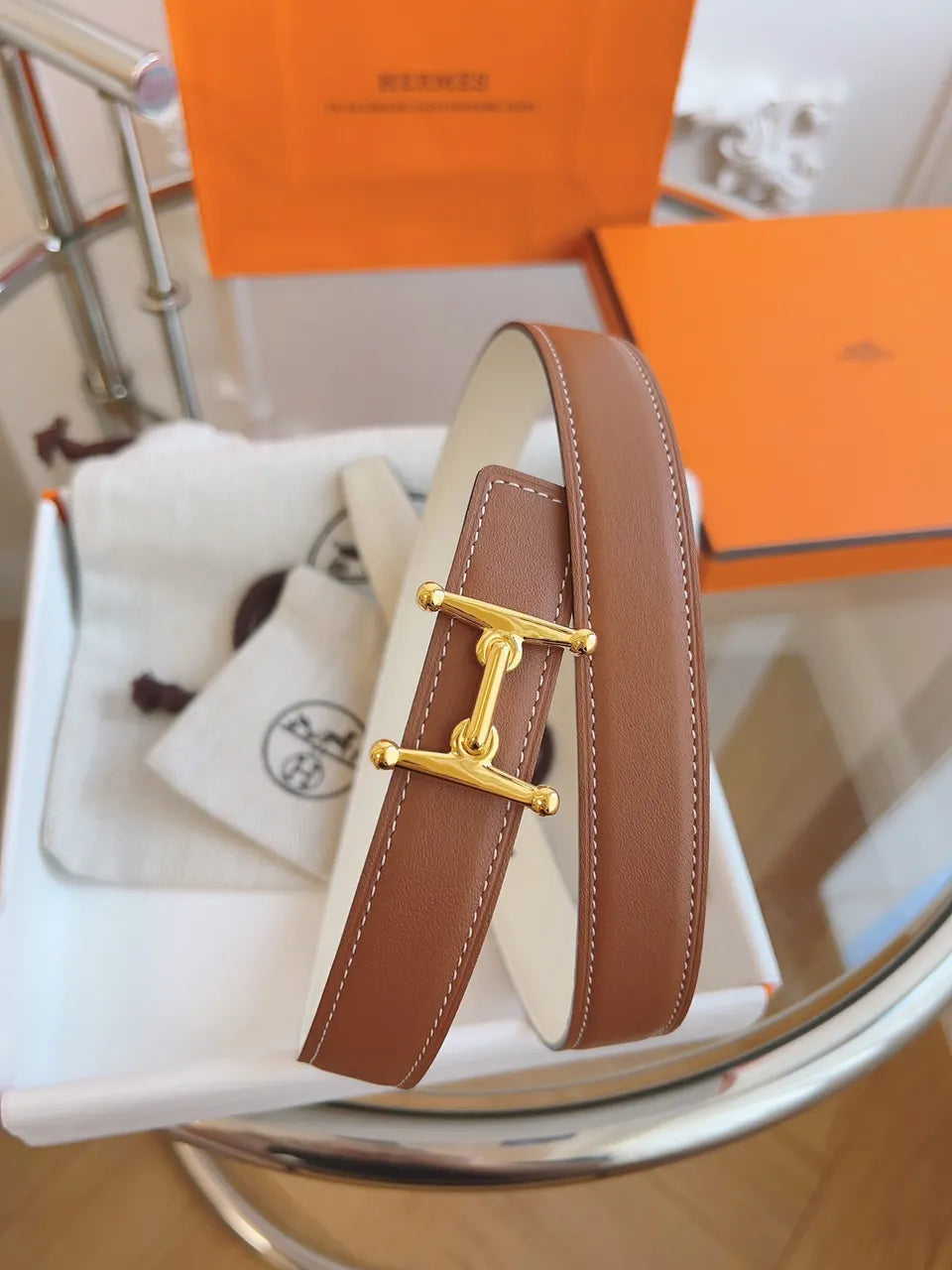 reversible Hermes Gold Buckle Tan Leather Belt - Hình 8