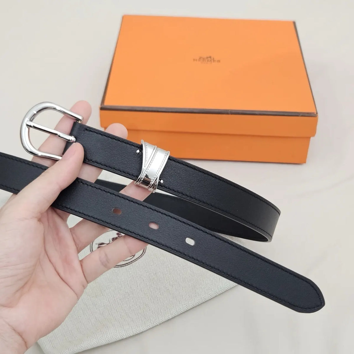 designer Hermes Black Leather Silver Buckle Belt - Hình 3