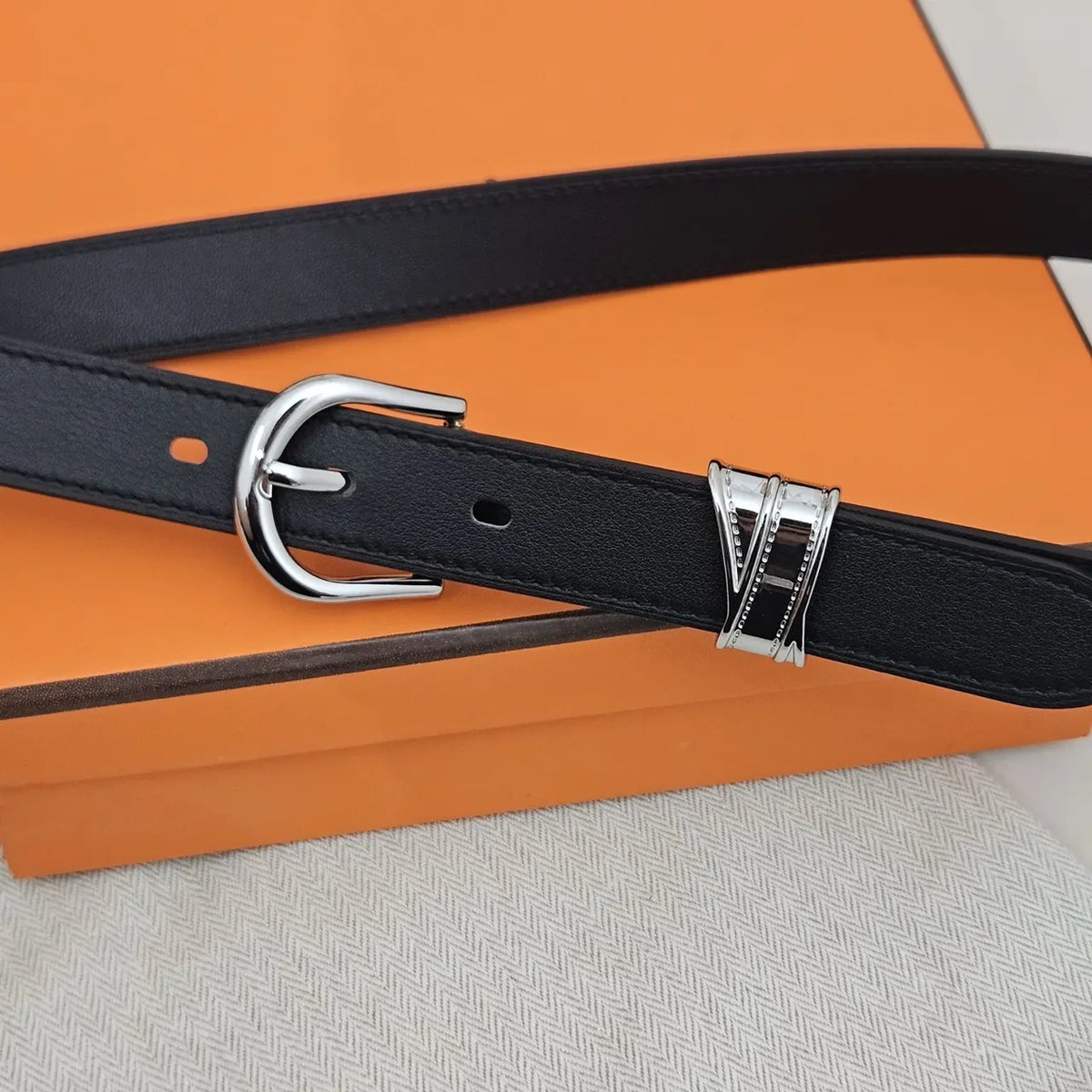 designer Hermes Black Leather Silver Buckle Belt - Hình 5