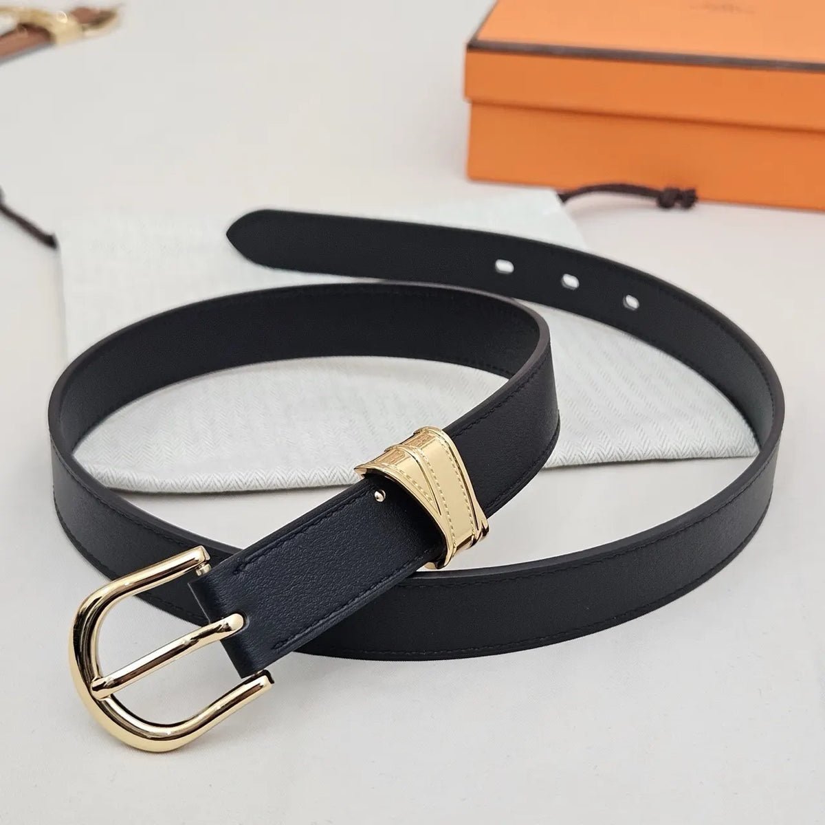 Hermes Gold Loop Leather Belt - Hình 5