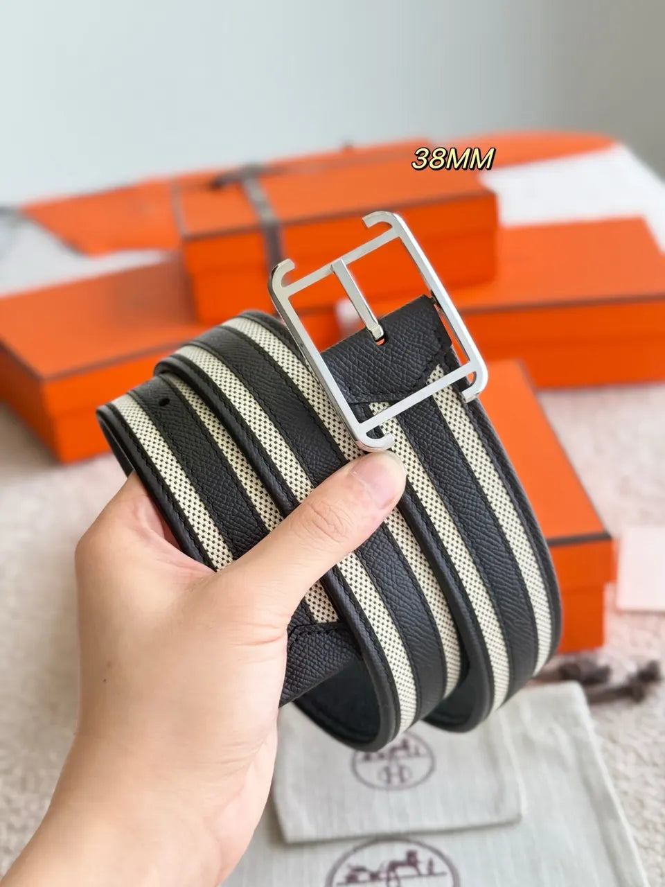 Hermes White Stripe Leather Belt - Hình 5