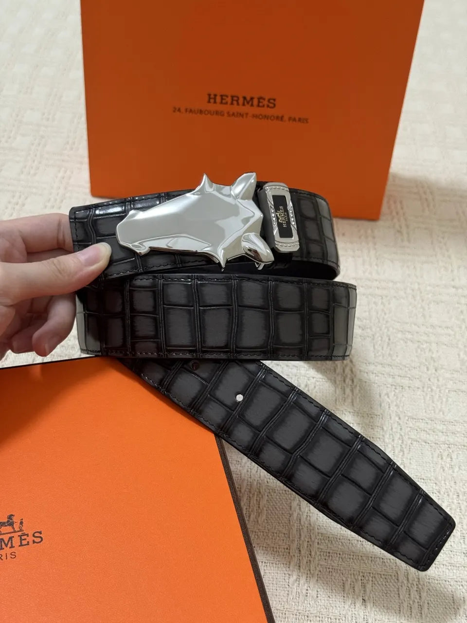 bull Hermes Black Crocodile Belt - Hình 7