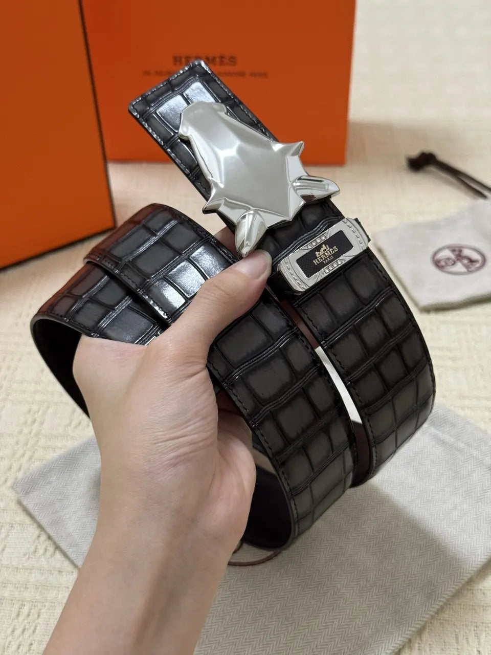 bull Hermes Black Crocodile Belt - Hình 8