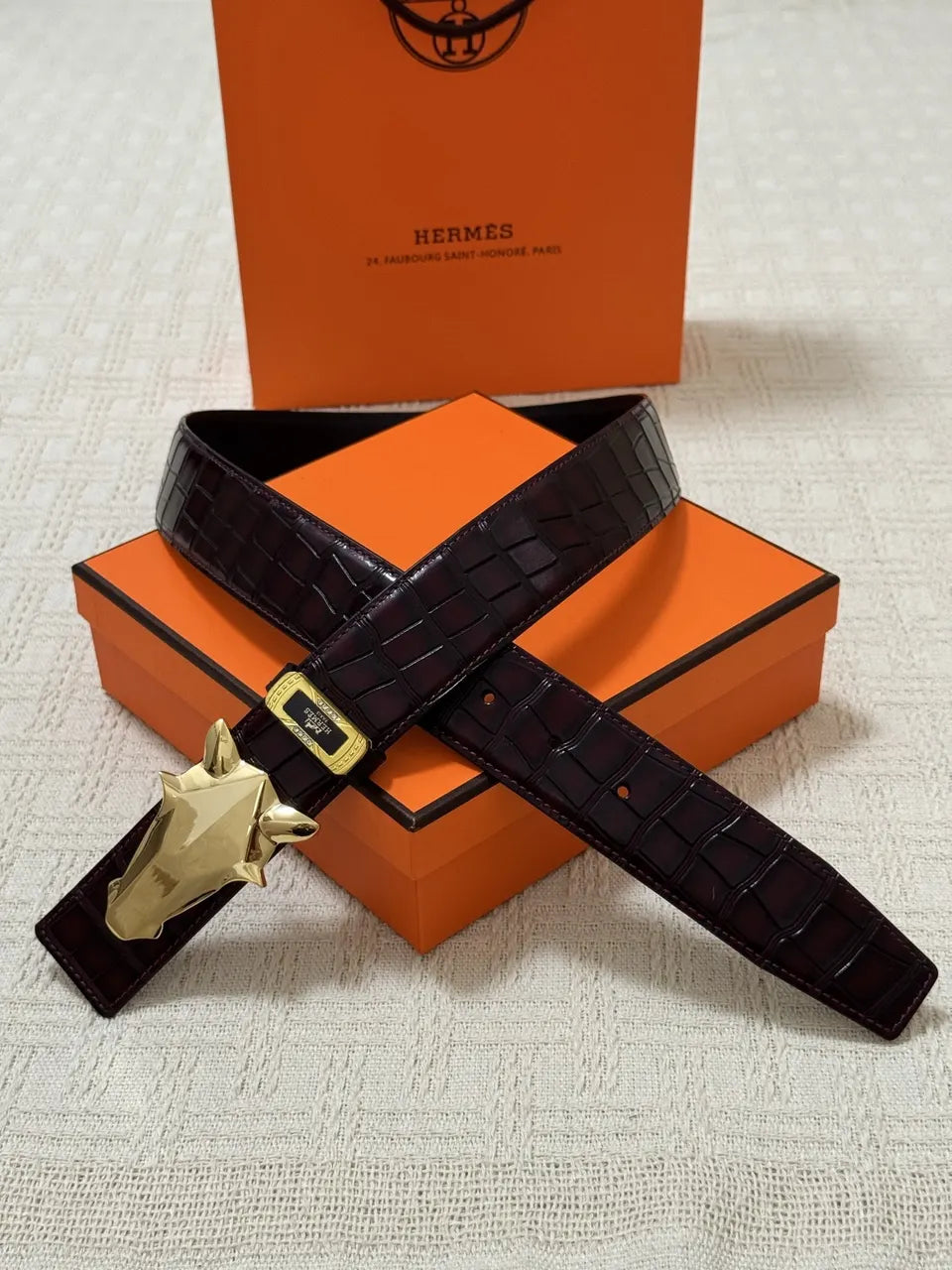 Hermes Burgundy Crocodile Belt - Hình 5