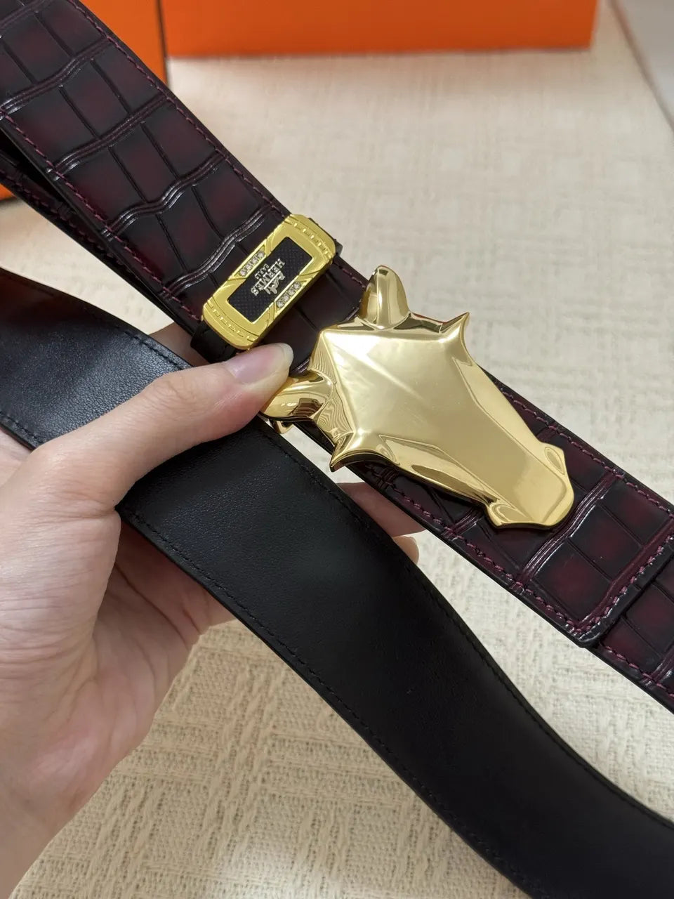 Hermes Burgundy Crocodile Belt - Hình 7