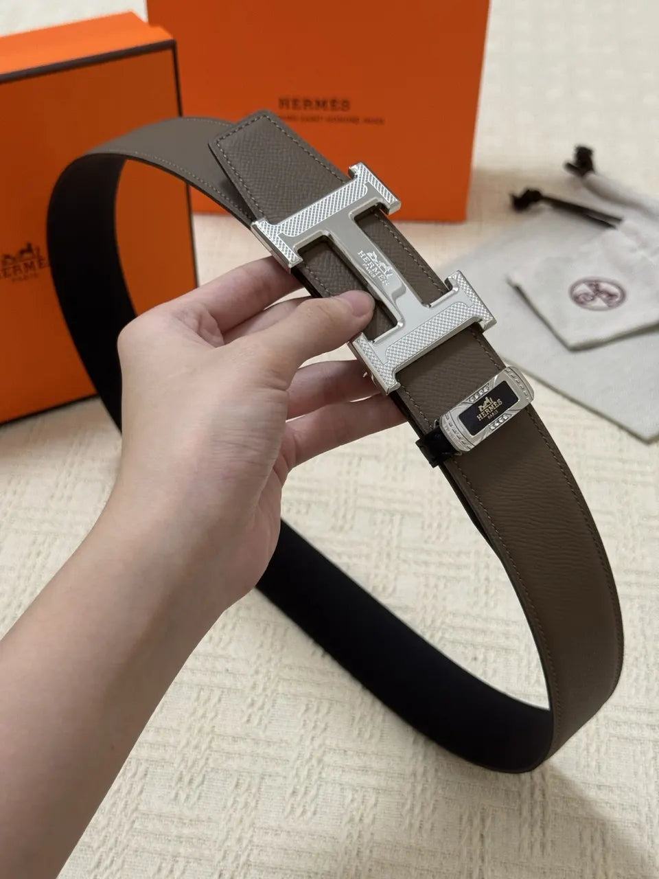 Hermes Taupe Silver H Belt - Hình 6