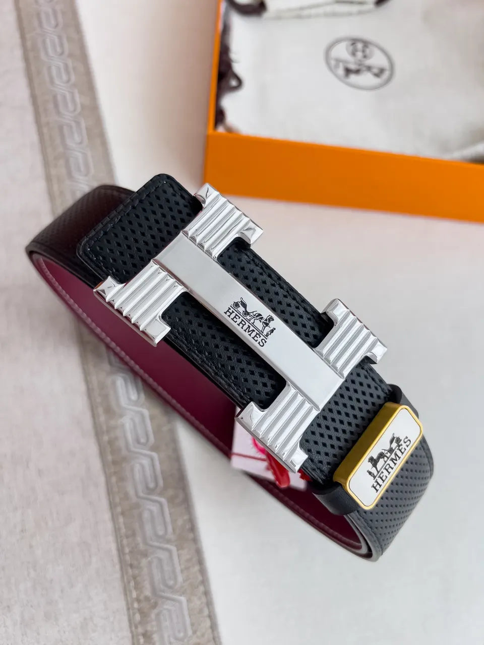 Hermes Perforated Black Leather Belt - Hình 3