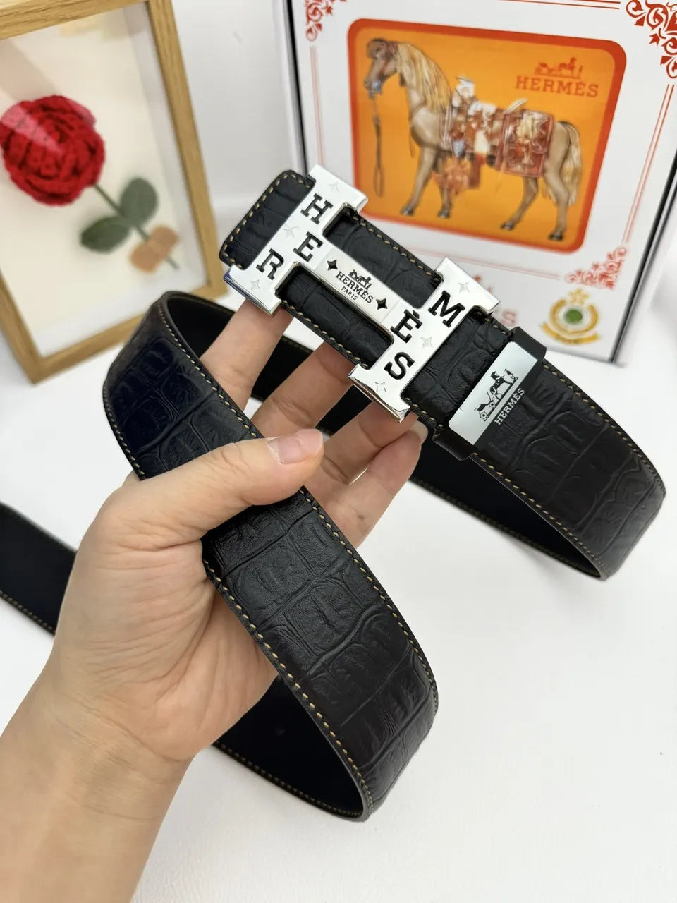Hermes Black Croc Leather Belt - Hình 2
