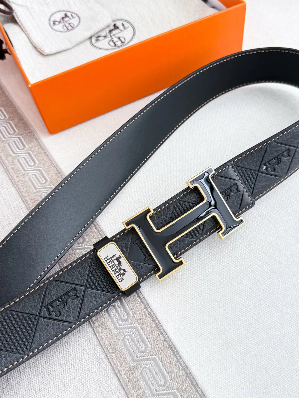 Hermes Diamond Embossed Belt - Hình 4