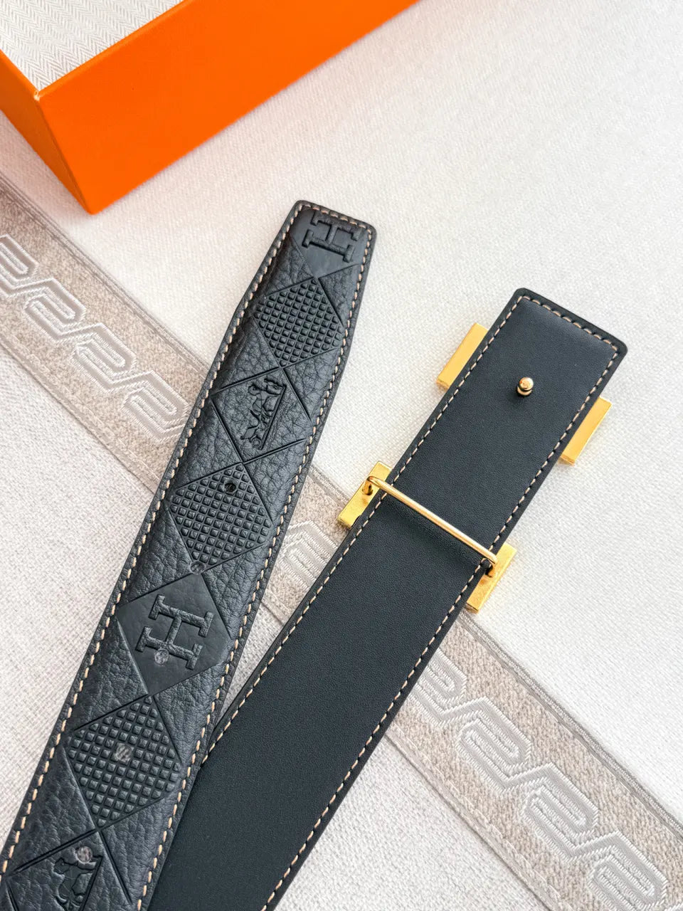 Hermes Diamond Embossed Belt - Hình 5