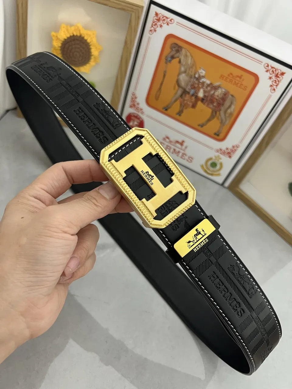 Hermes Black Embossed Leather Belt - Hình 2