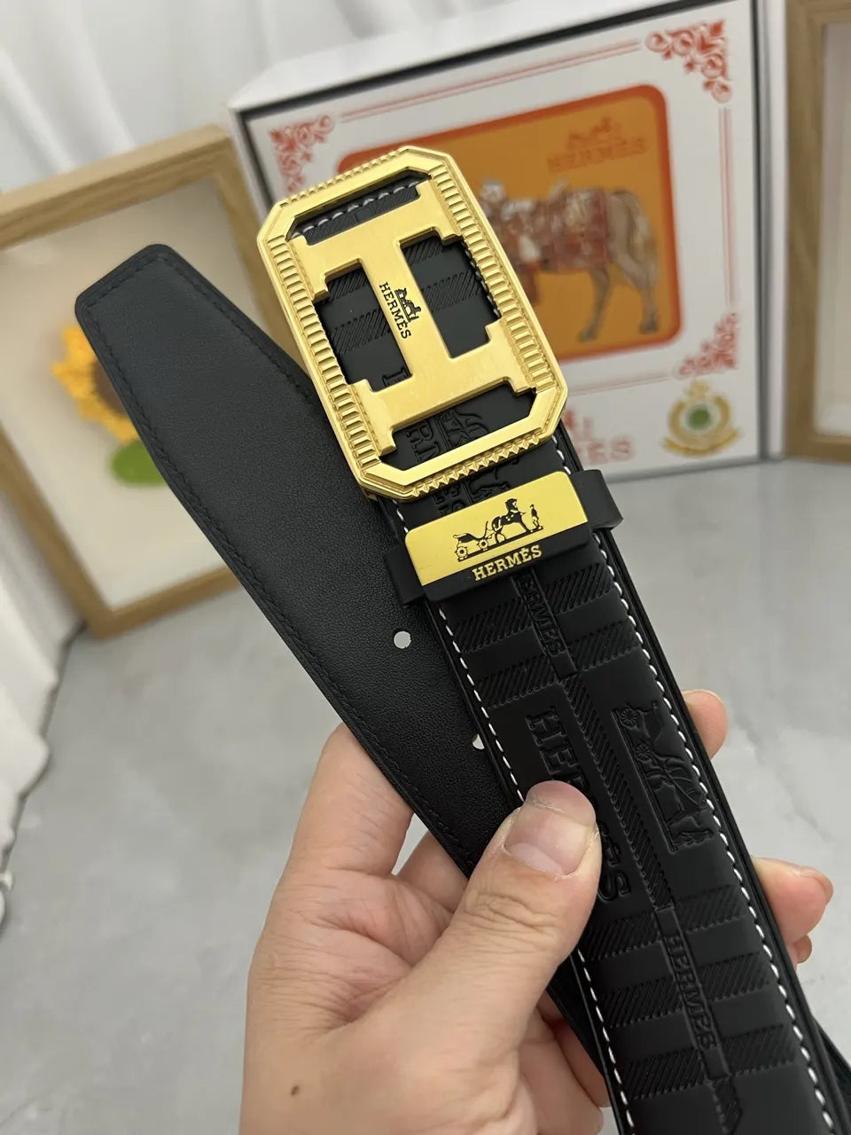 Hermes Black Embossed Leather Belt - Hình 3