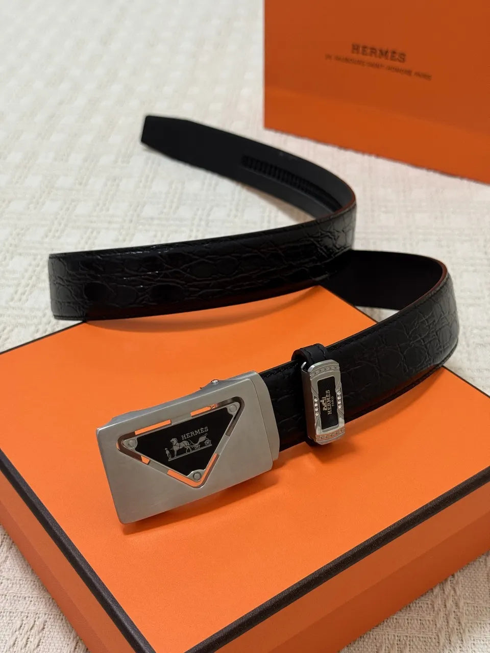 leather Hermes Black Crocodile Belt - Hình 2