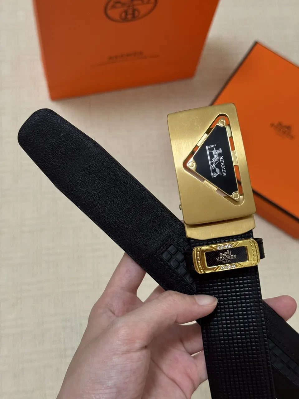gold Hermes Black Grain Leather Belt - Hình 8