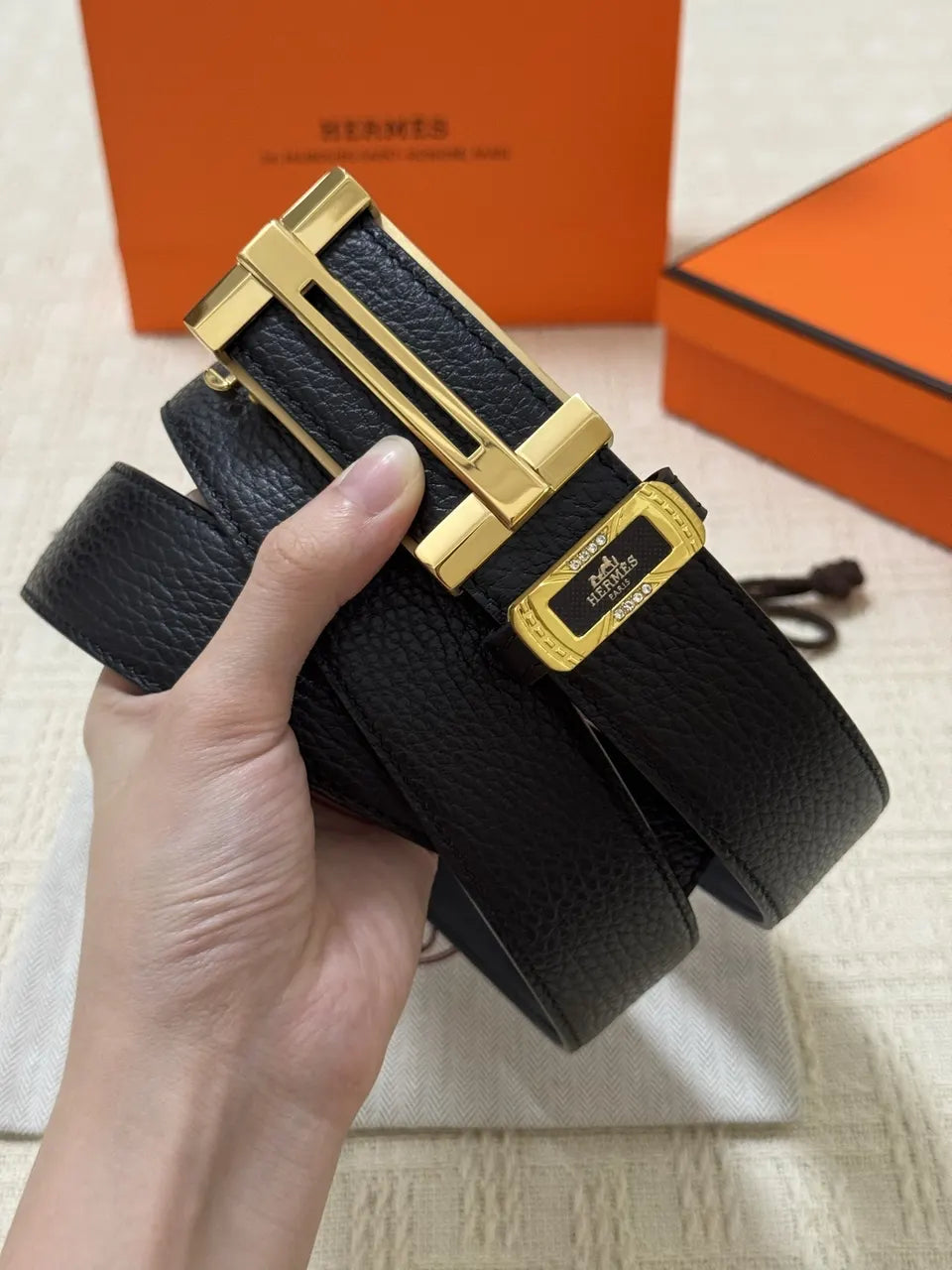 Hermes Black Grained Leather Belt - Hình 3