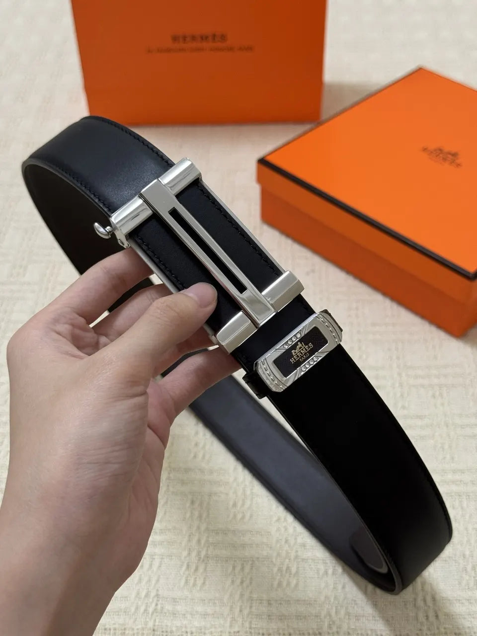 Hermes Black Leather Belt Silver Buckle - Hình 4