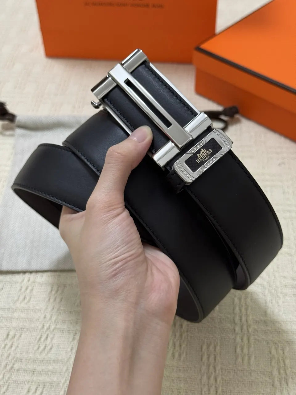 Hermes Black Leather Belt Silver Buckle - Hình 5