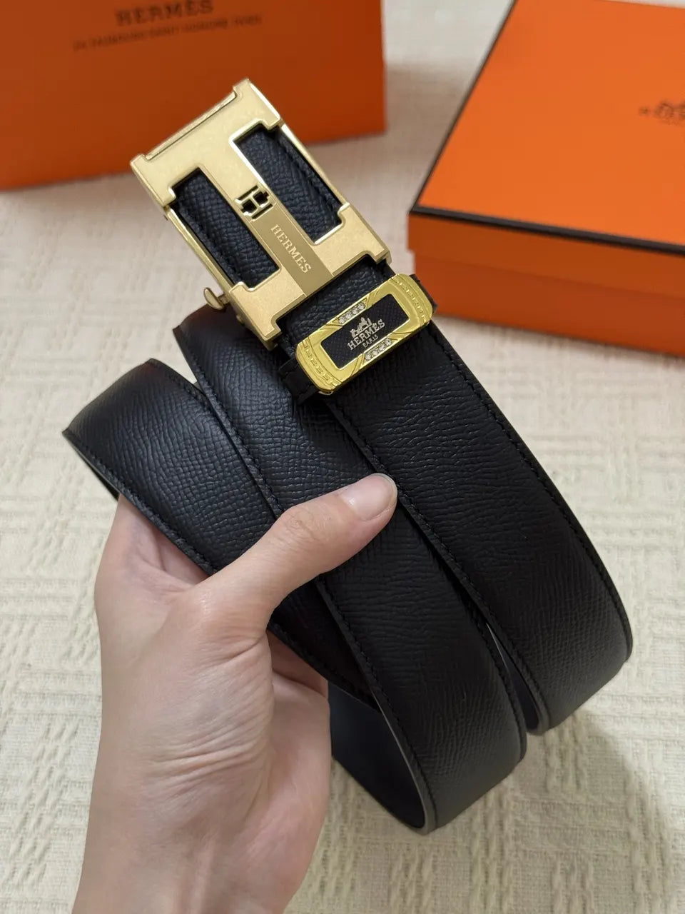 Hermes Black Leather Belt - Gold H Buckle - Hình 9