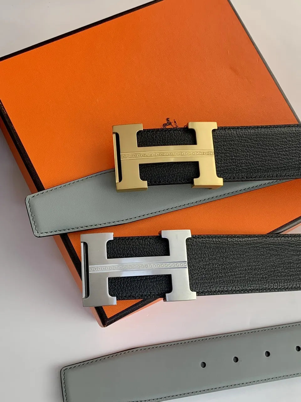 designer Hermes Black Leather Gold Buckle Belt - Hình 2