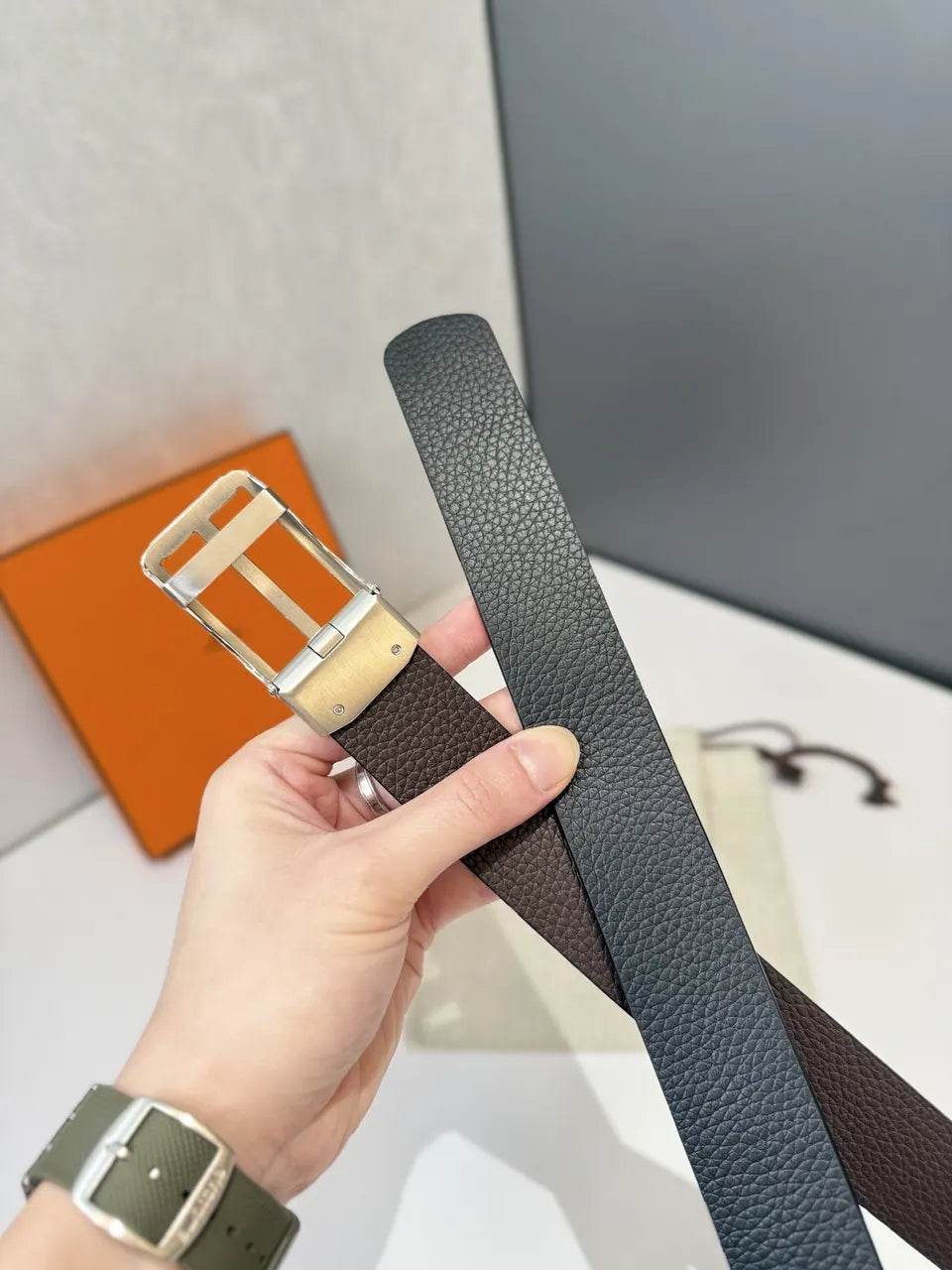 silver Hermes Matte Black Leather Belt - Hình 6