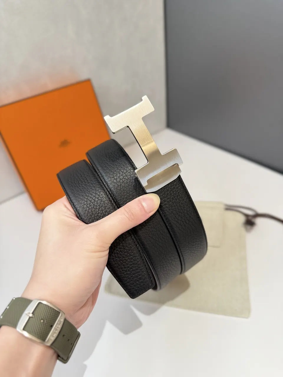 Hermes Black Grain Leather Belt - Hình 3