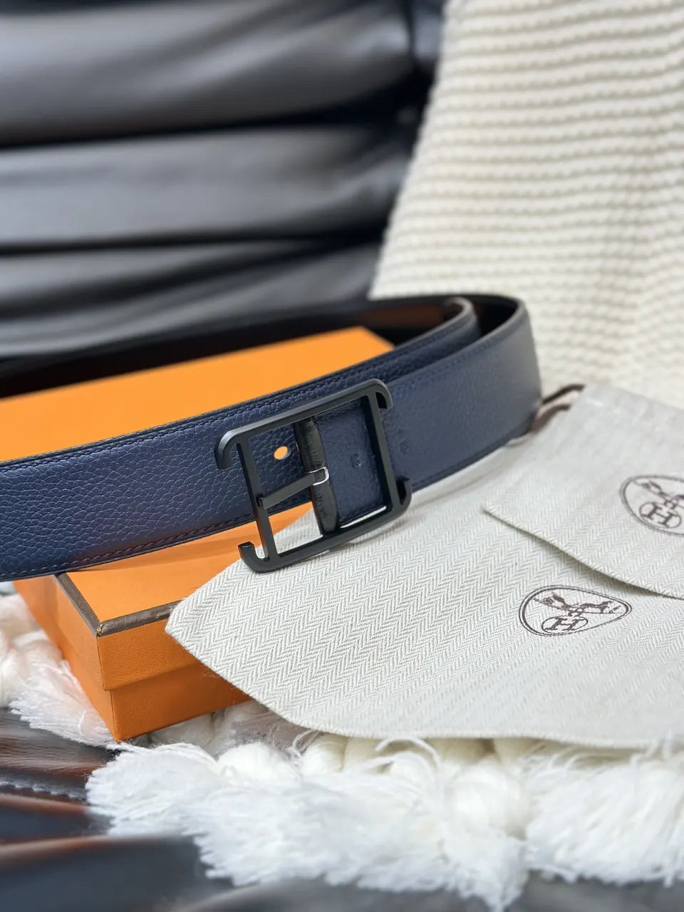 Hermes Matte Black Buckle Belt - Hình 2