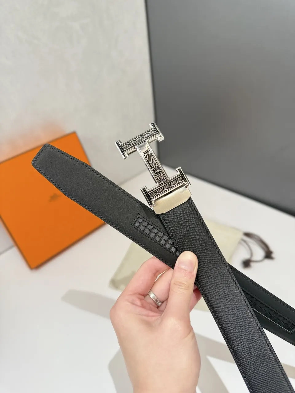 silver Hermes Black Leather Belt - Hình 3