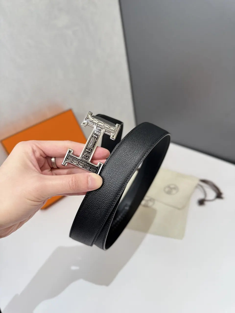 silver Hermes Black Leather Belt - Hình 6