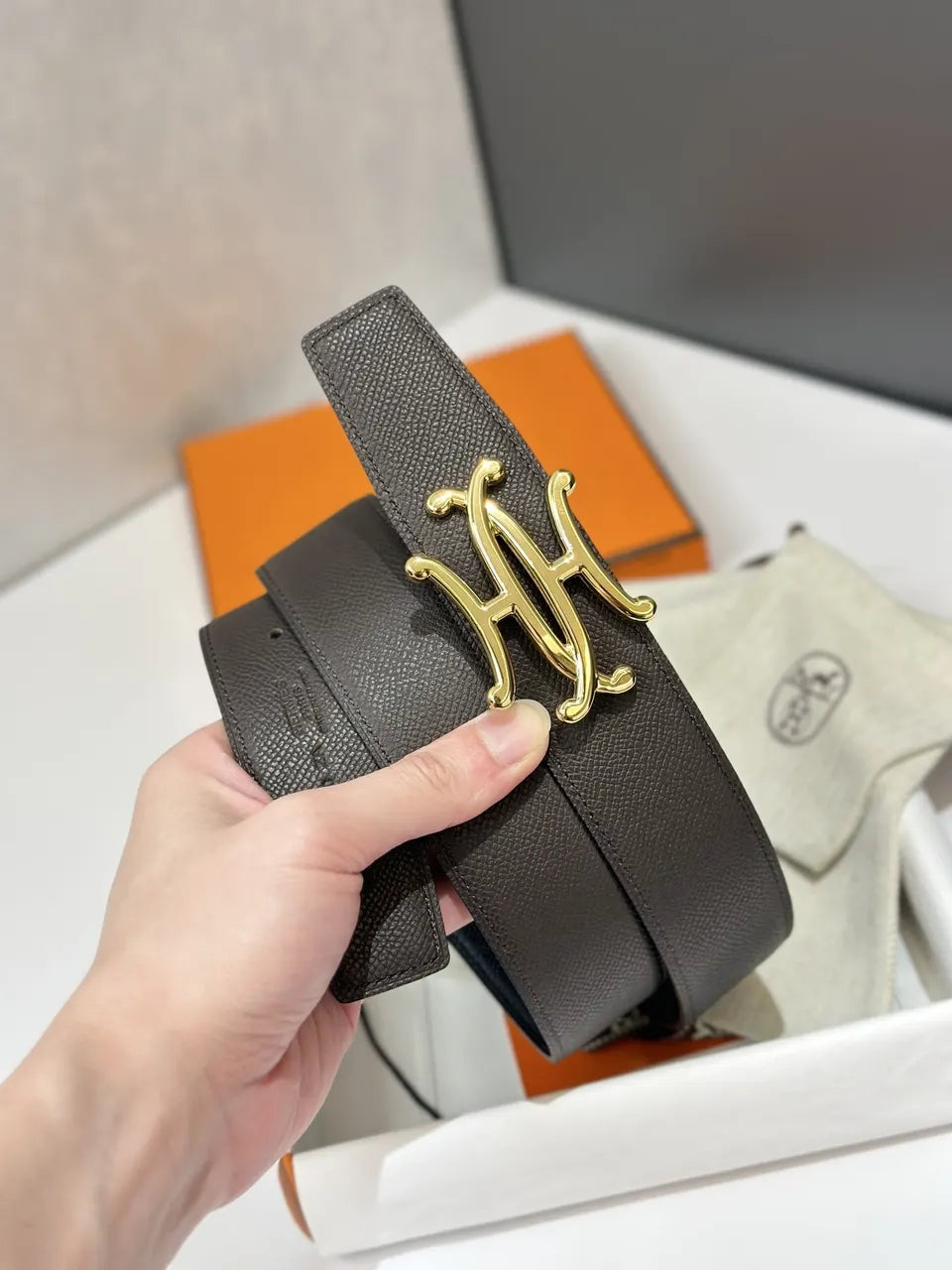 Hermes Black Gold Buckle Belt - Hình 5