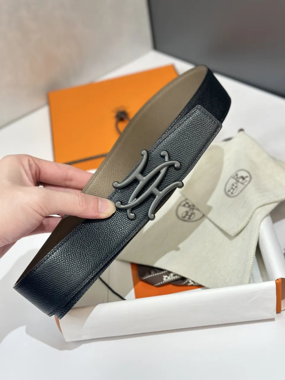 Hermes Reversible Black/Taupe Belt