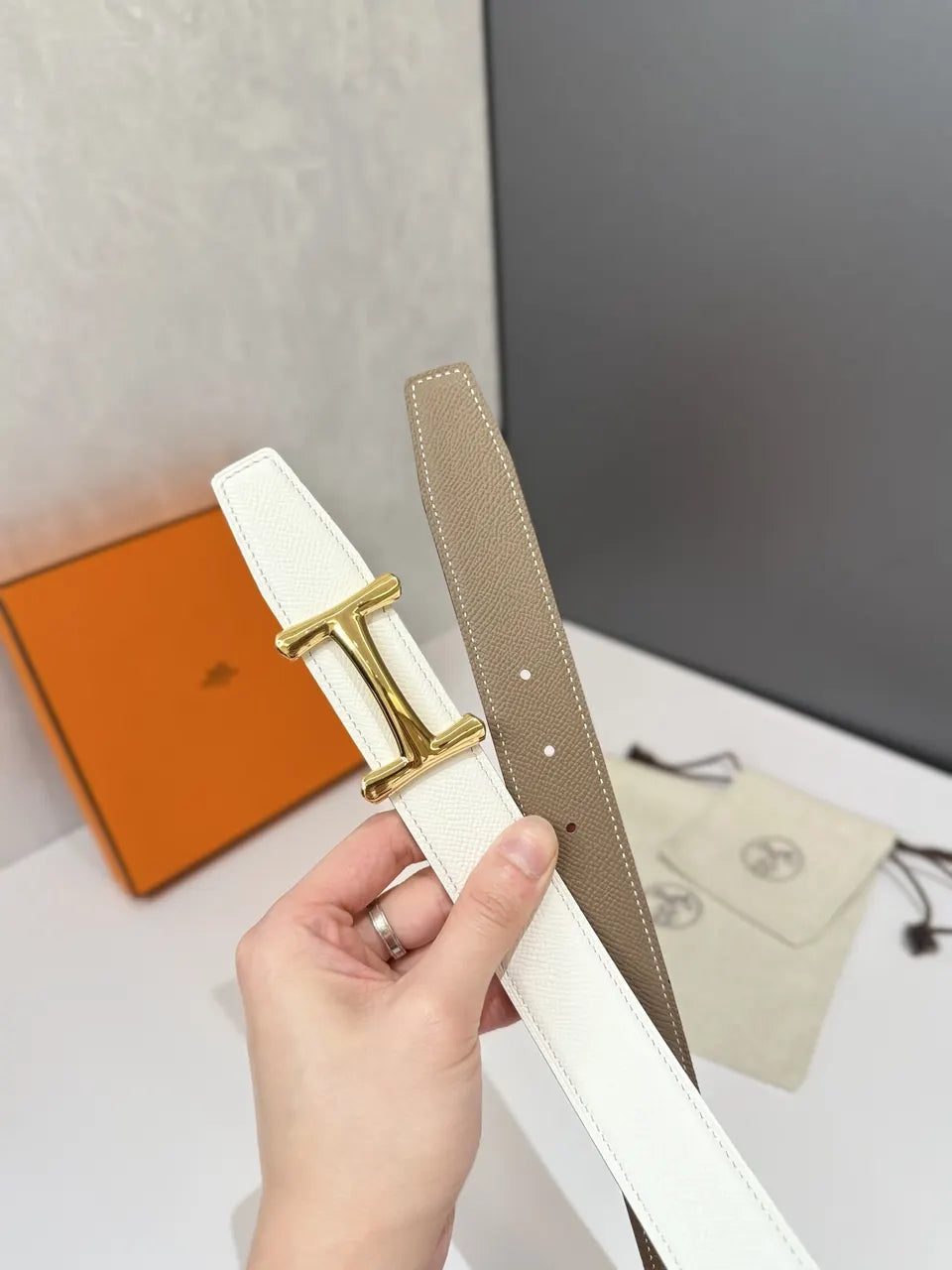 Hermes Reversible Leather Belt - Hình 5