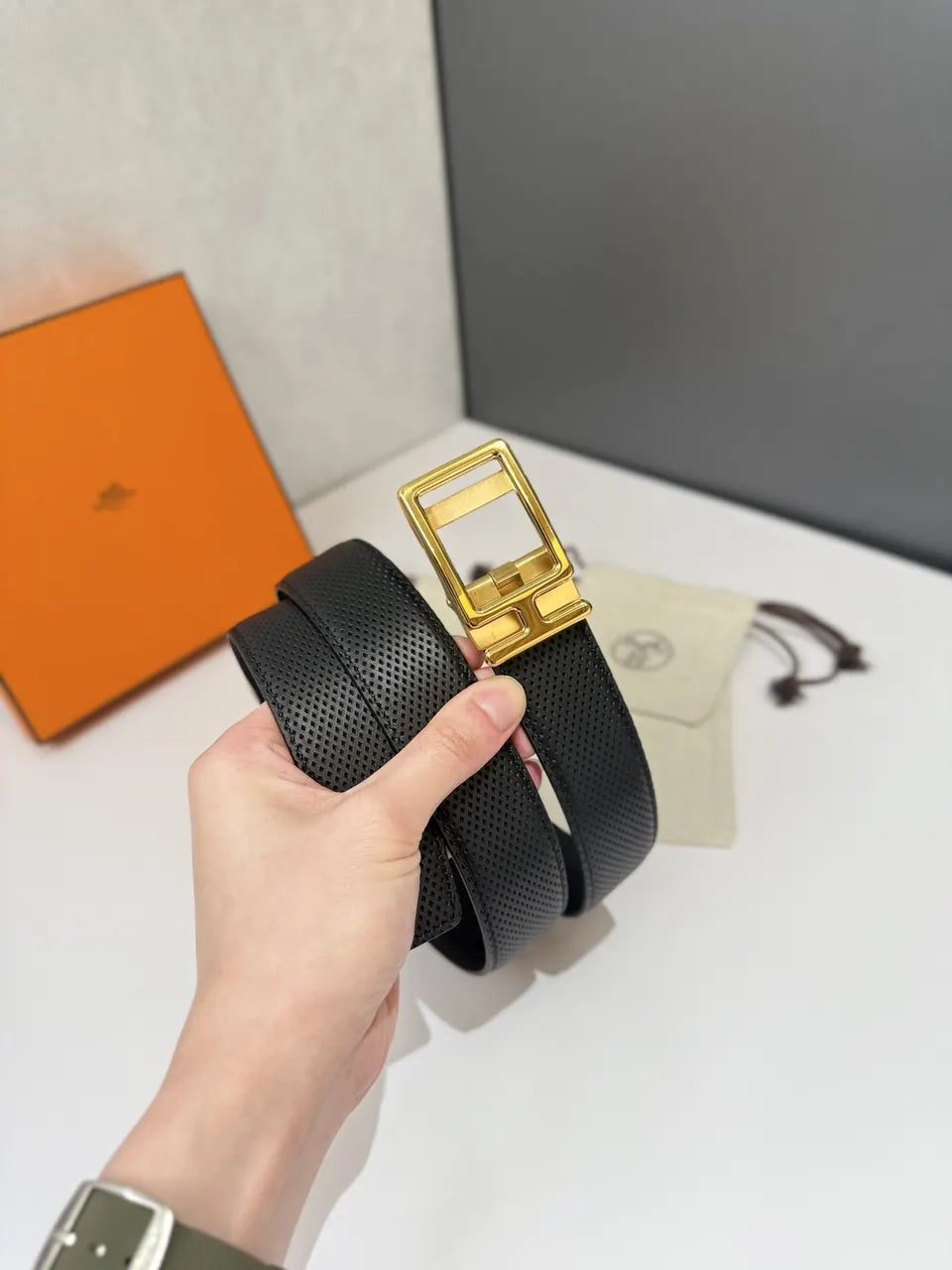 Hermes Black Perforated Belt - Hình 2