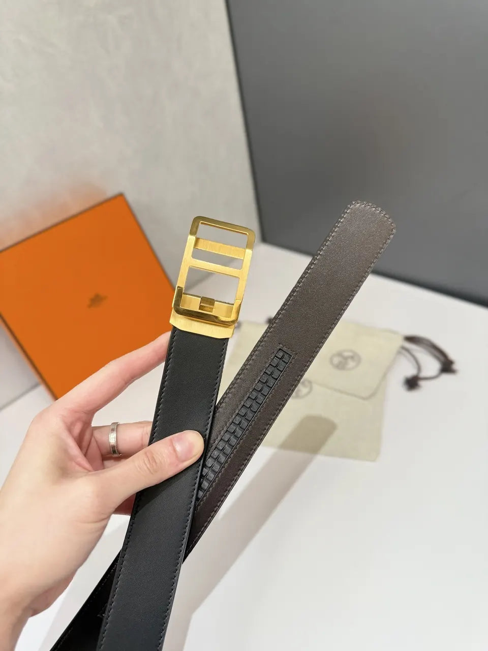 gold Hermès Black Leather Belt - Hình 3