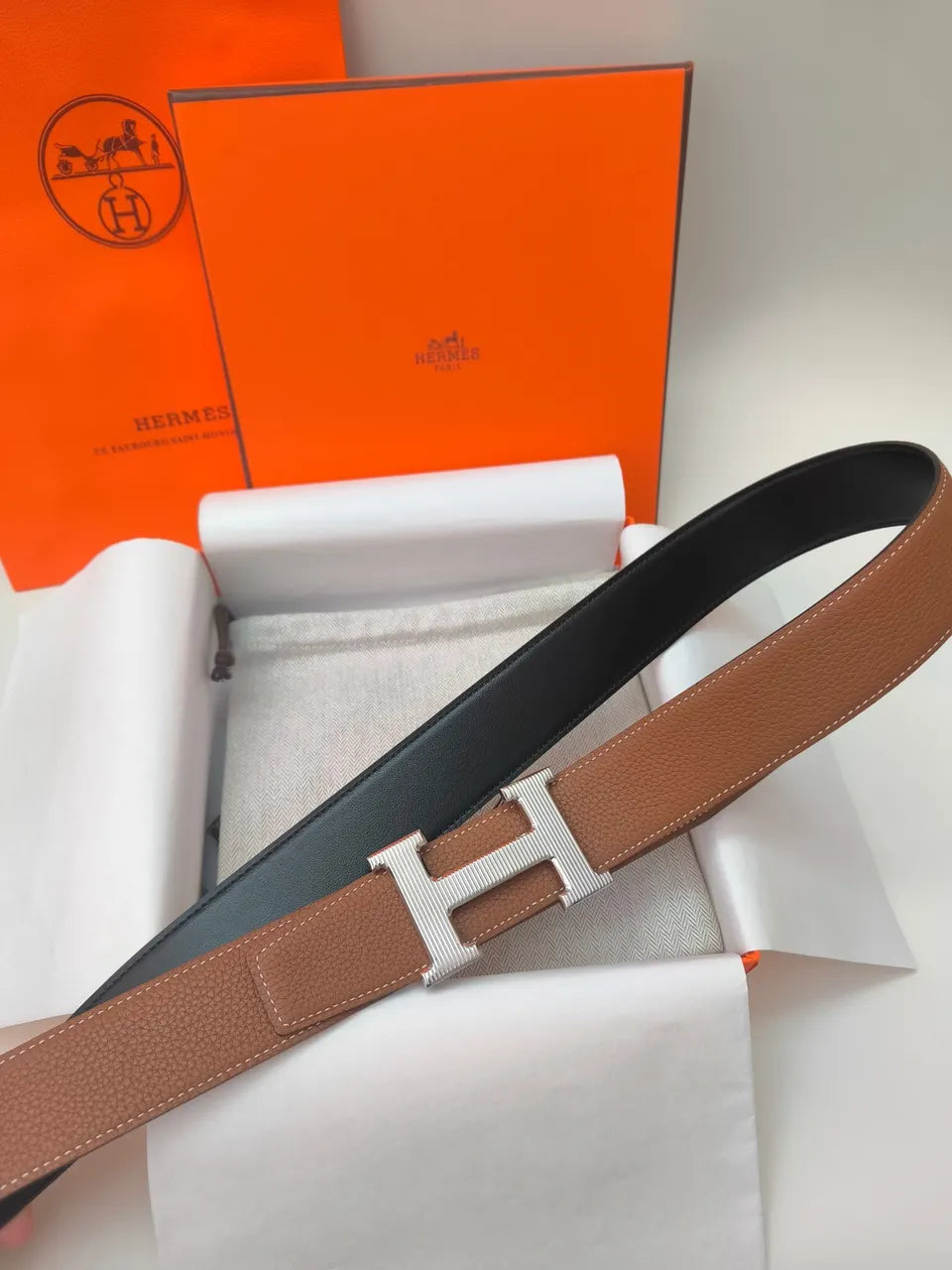 Hermes Reversible Leather Belt - Hình 2