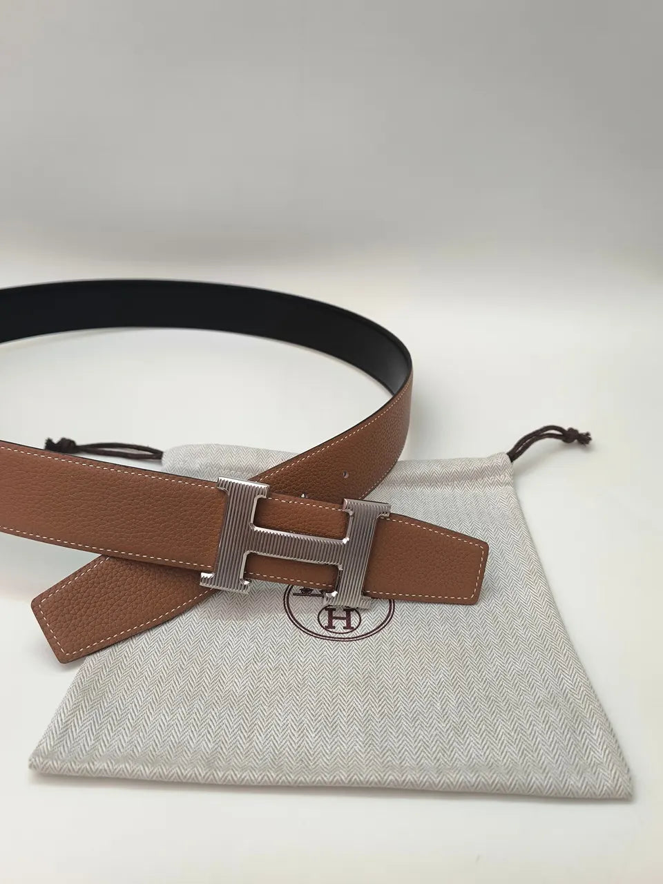 Hermes Reversible Leather Belt - Hình 4