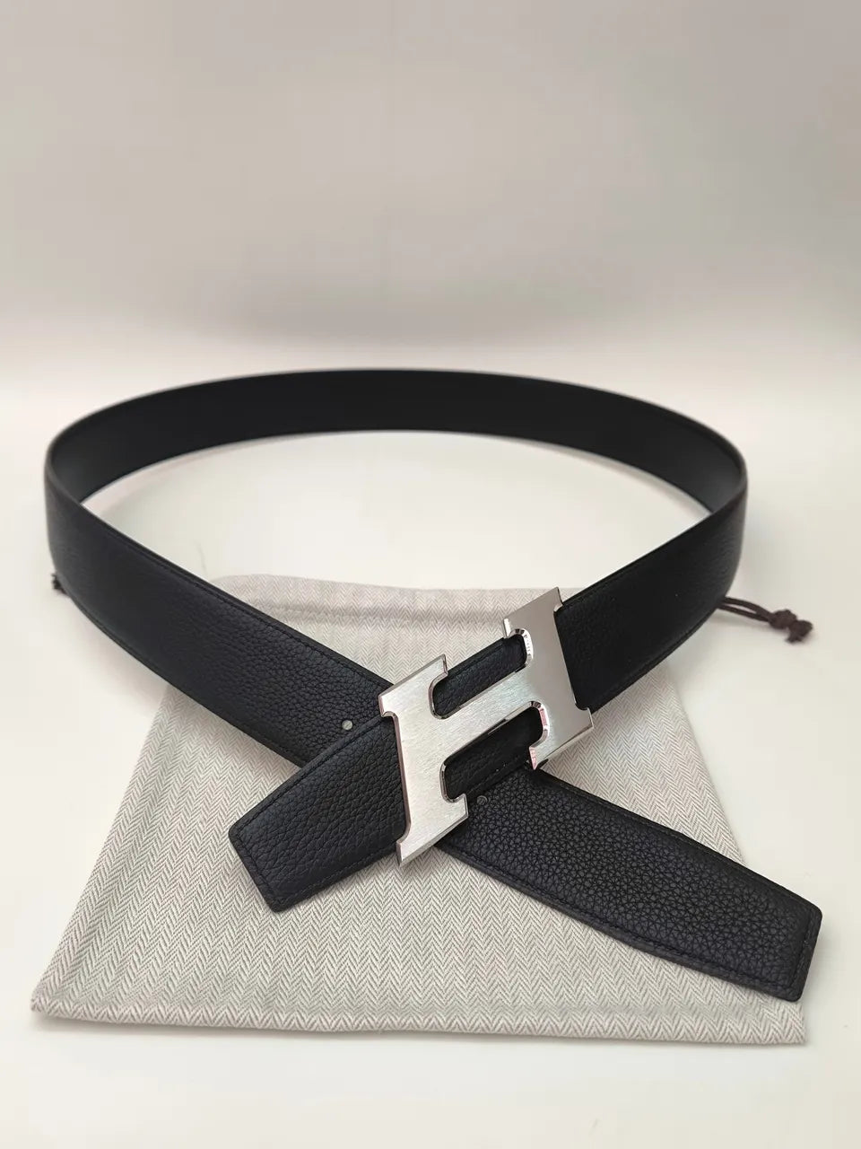 Hermès Black Leather Belt - Hình 3