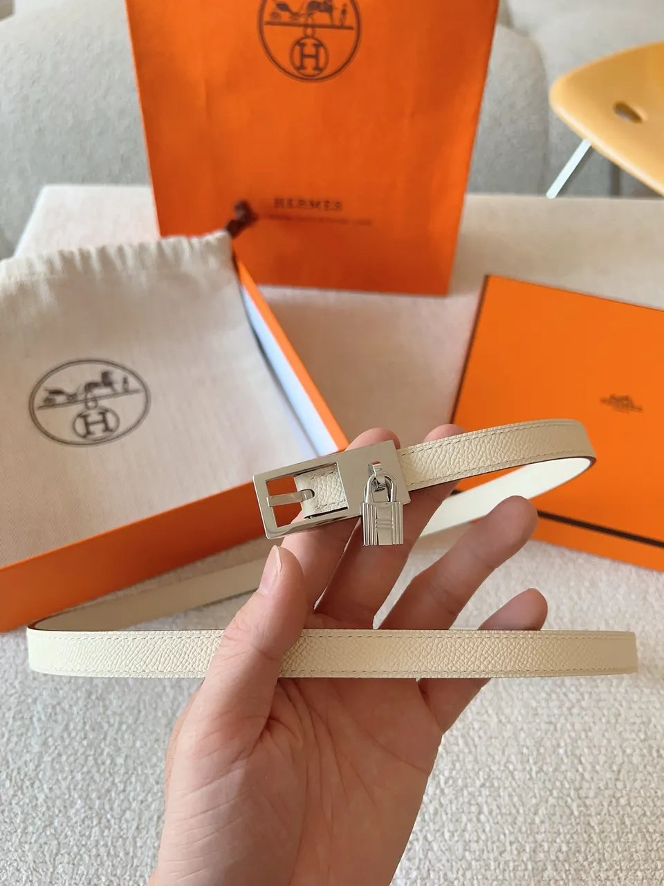 Hermes White Leather Mini Belt - Hình 3