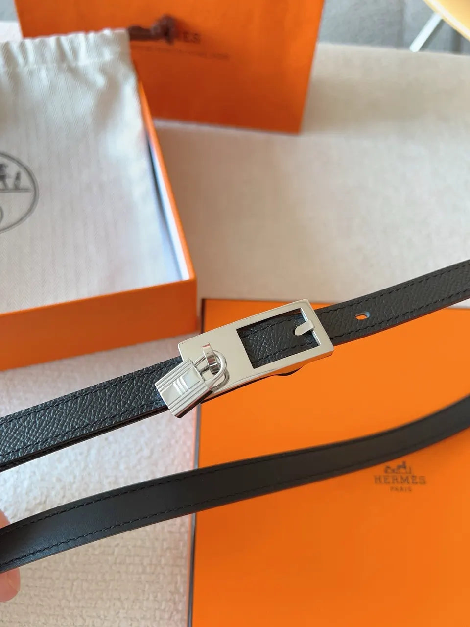 Hermès Black Leather Padlock Belt - Hình 4