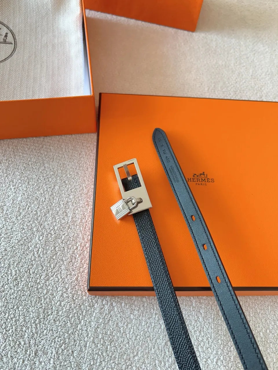 Hermès Black Leather Padlock Belt - Hình 6